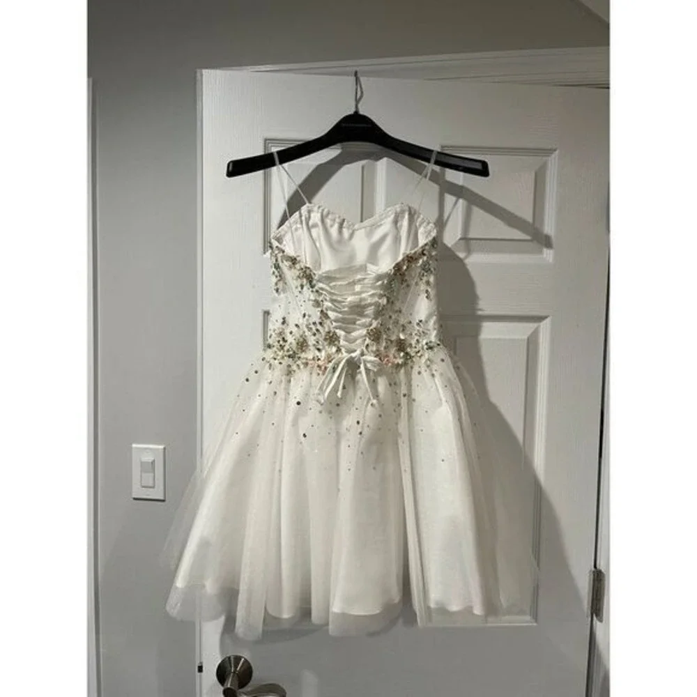 Brand new! Jovani‎ white tulle colored sequin corset Dress size 8 Juniors